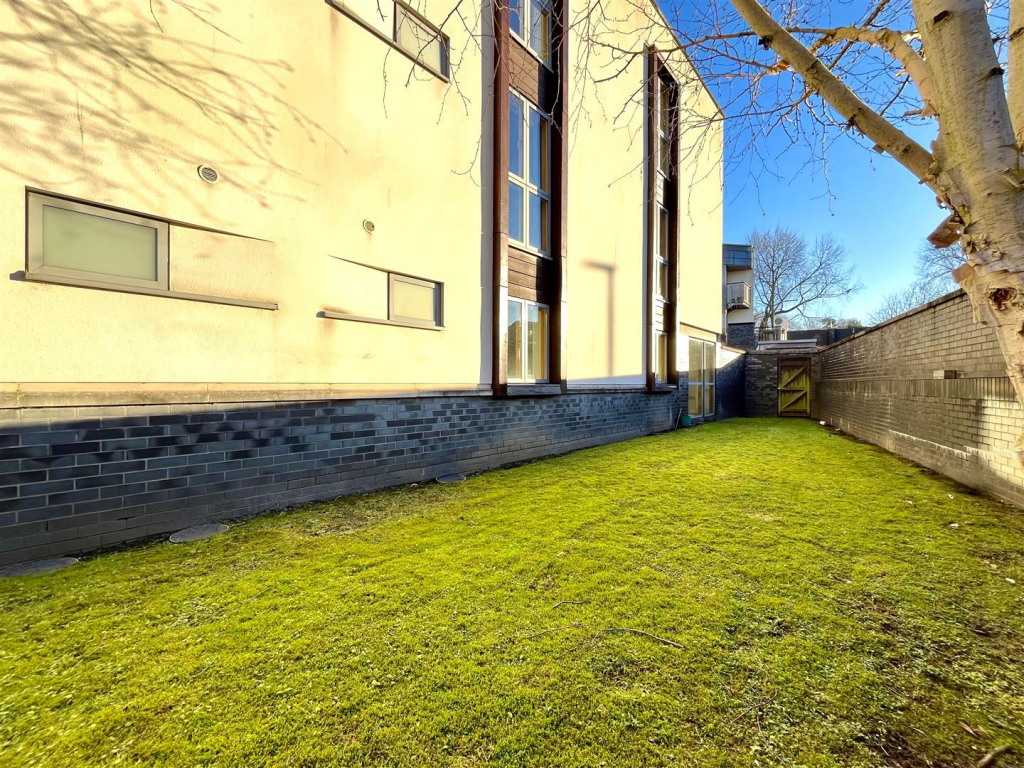 Communal Gardens Aspect 2