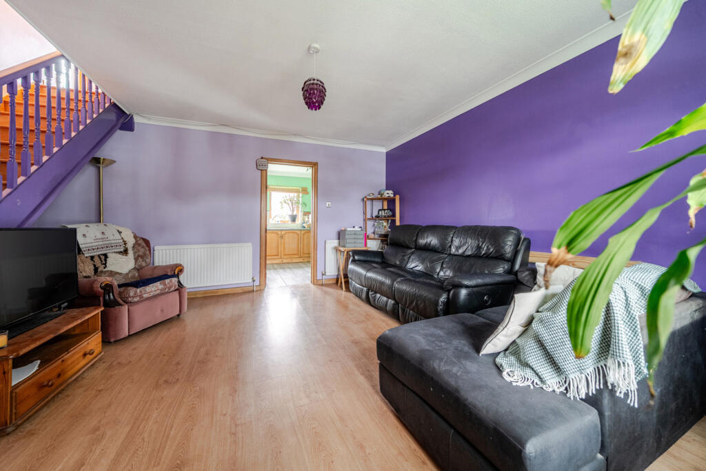 1395674-2-695fae8...