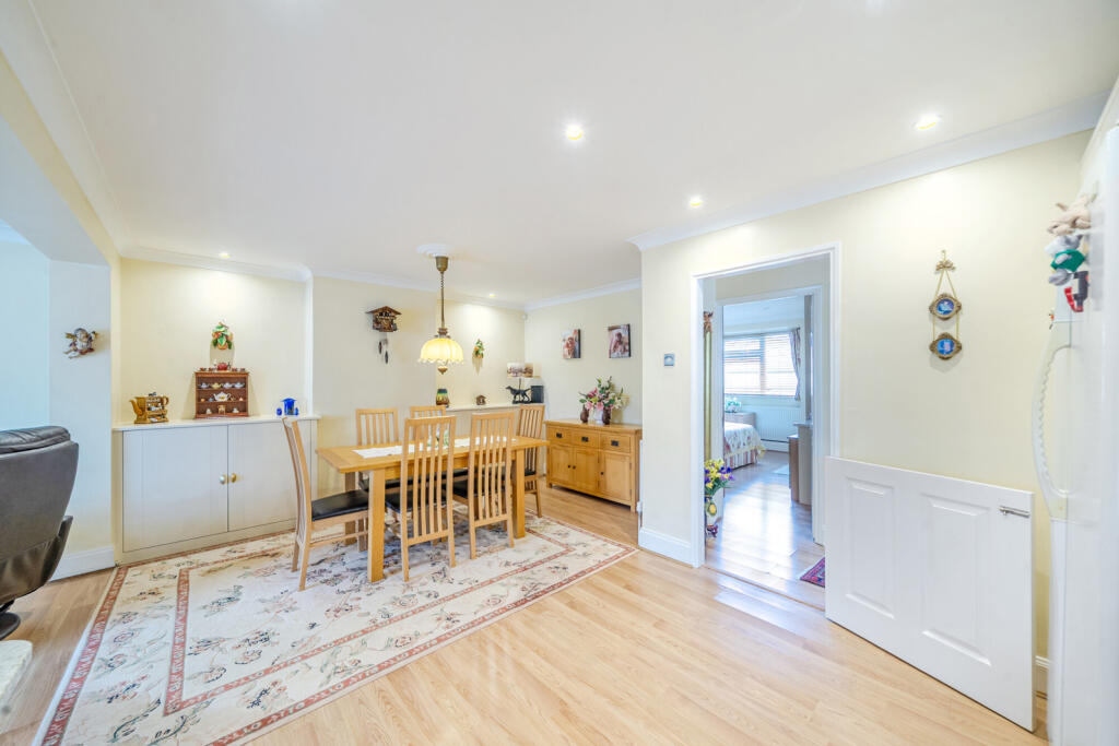 1330420-15-688906...