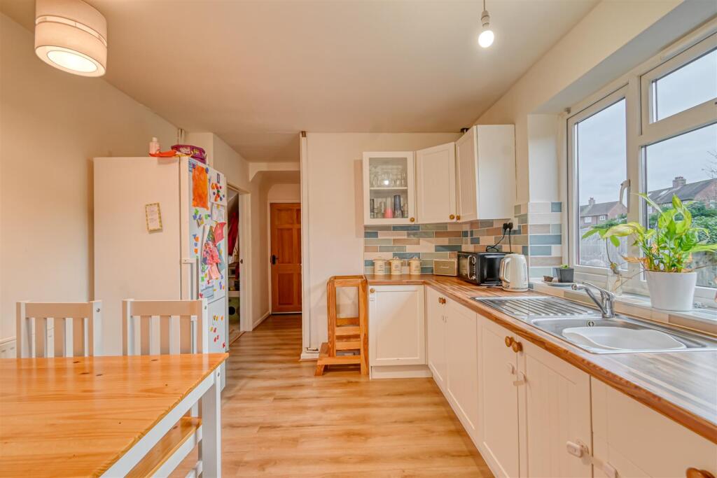 122 Victoria Road-08.jpg