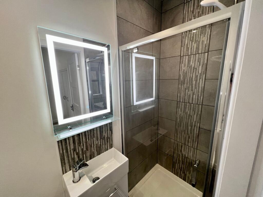 Ensuite