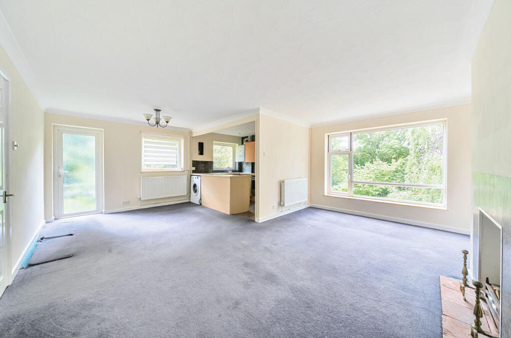 1301890-11-6836fb...