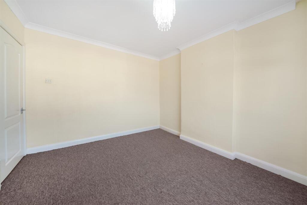 1 Tonfield Road - kjCUemj9q1PWoNP63dB9.jpg