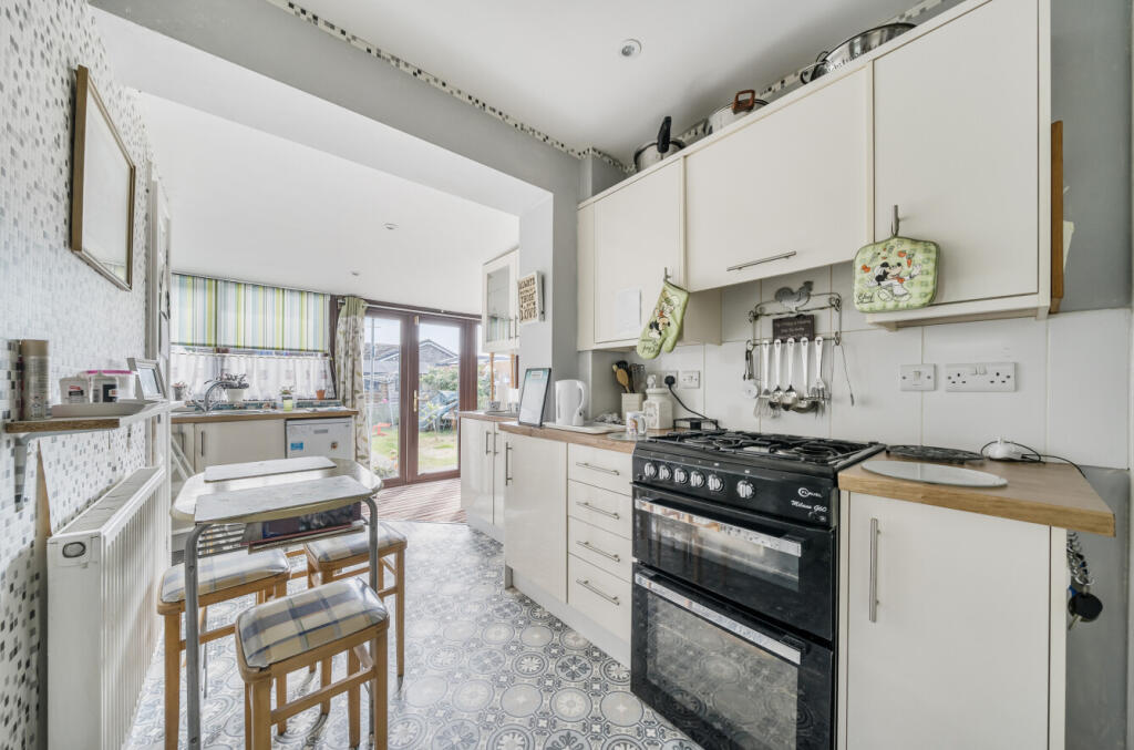 13205135686b8d3f2fb81