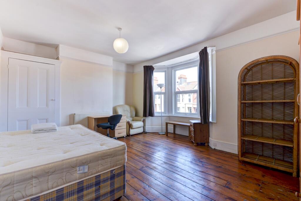 3 Hollingbury Road Bedroom 5 (1)