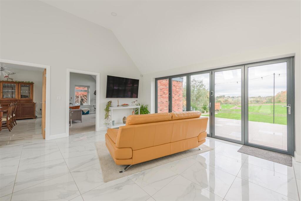 Serendipity, Station Road, Ibstock