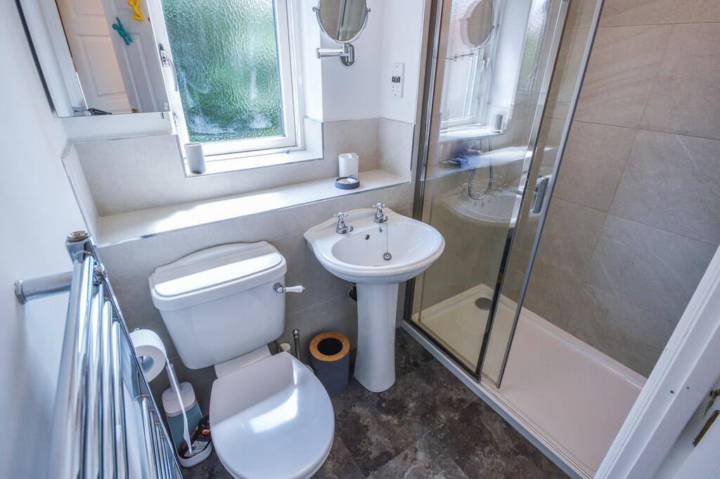 Ensuite Bathroom