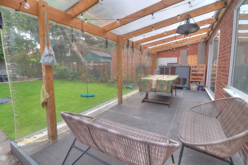 pergola area