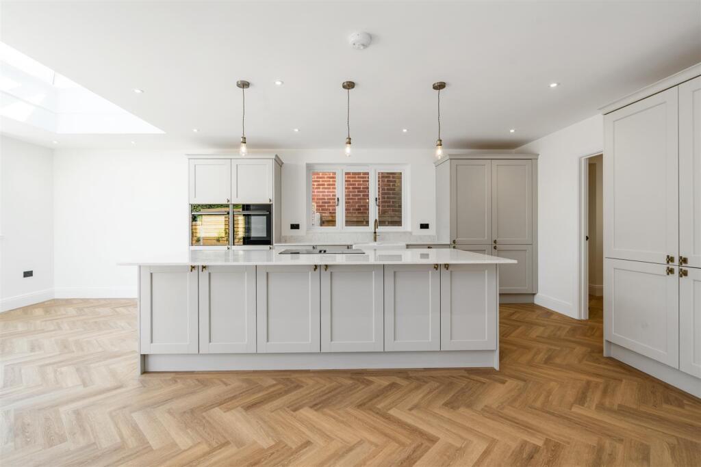 24 Kingscote Road_53.jpg