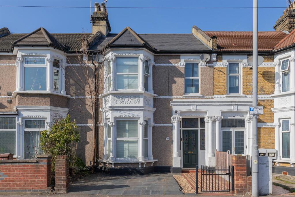 Grove Green Road E11