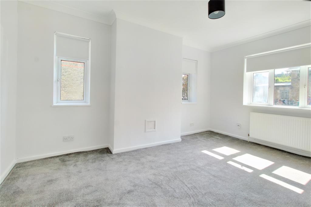 2.lounge.jpg
