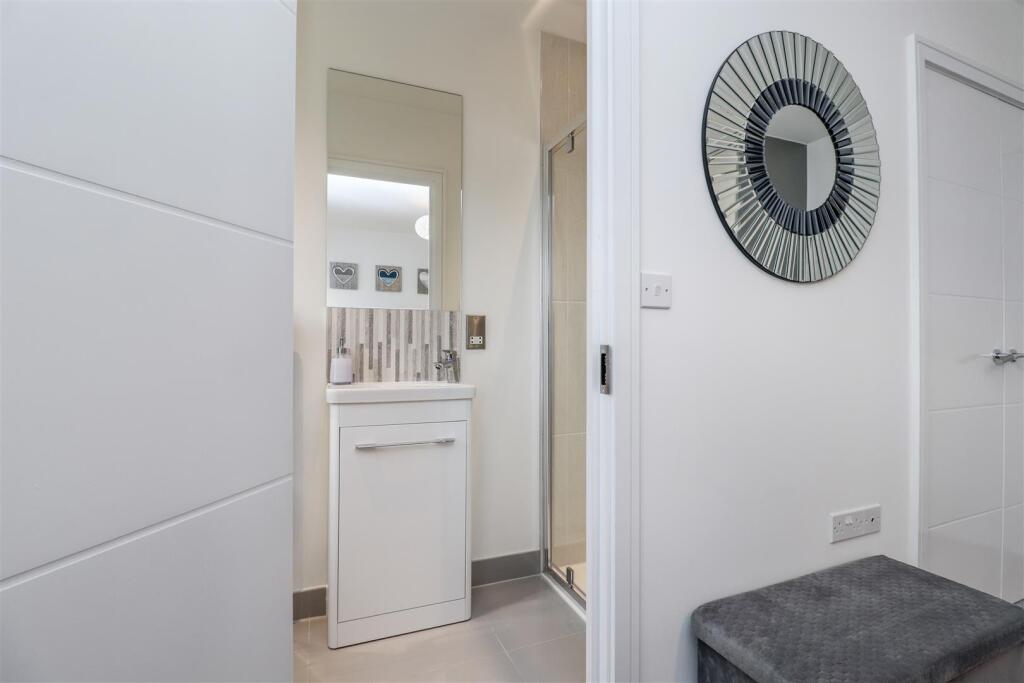 Master Ensuite