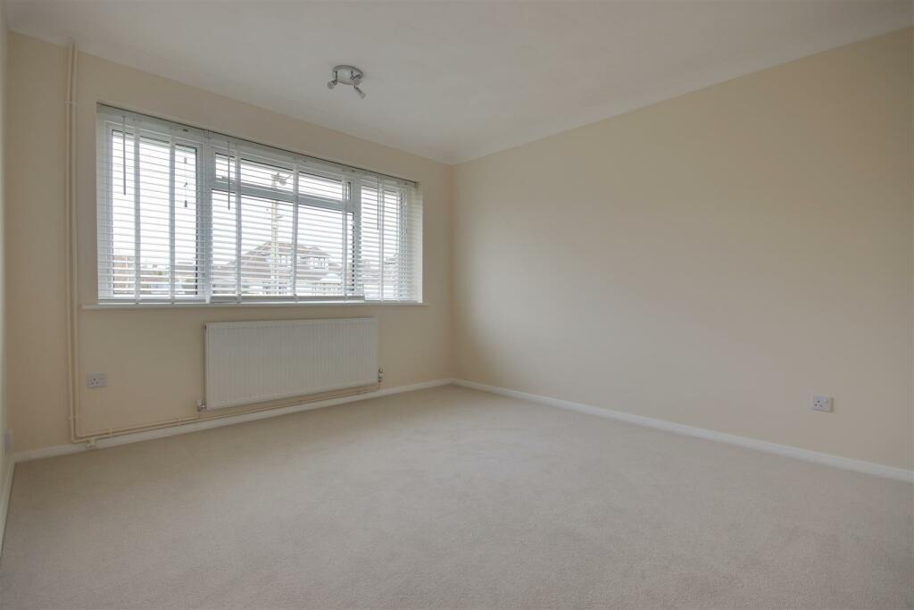 Bedroom 3.jpg