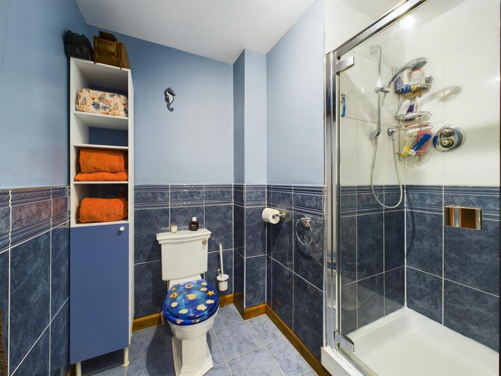 Master En-suite