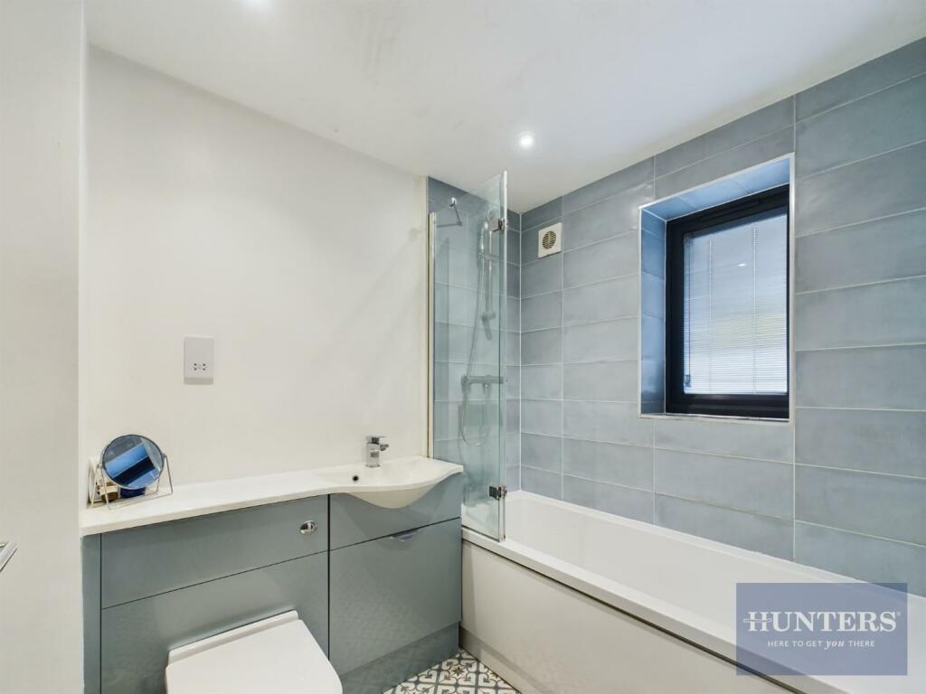 En-Suite to Bedroom One