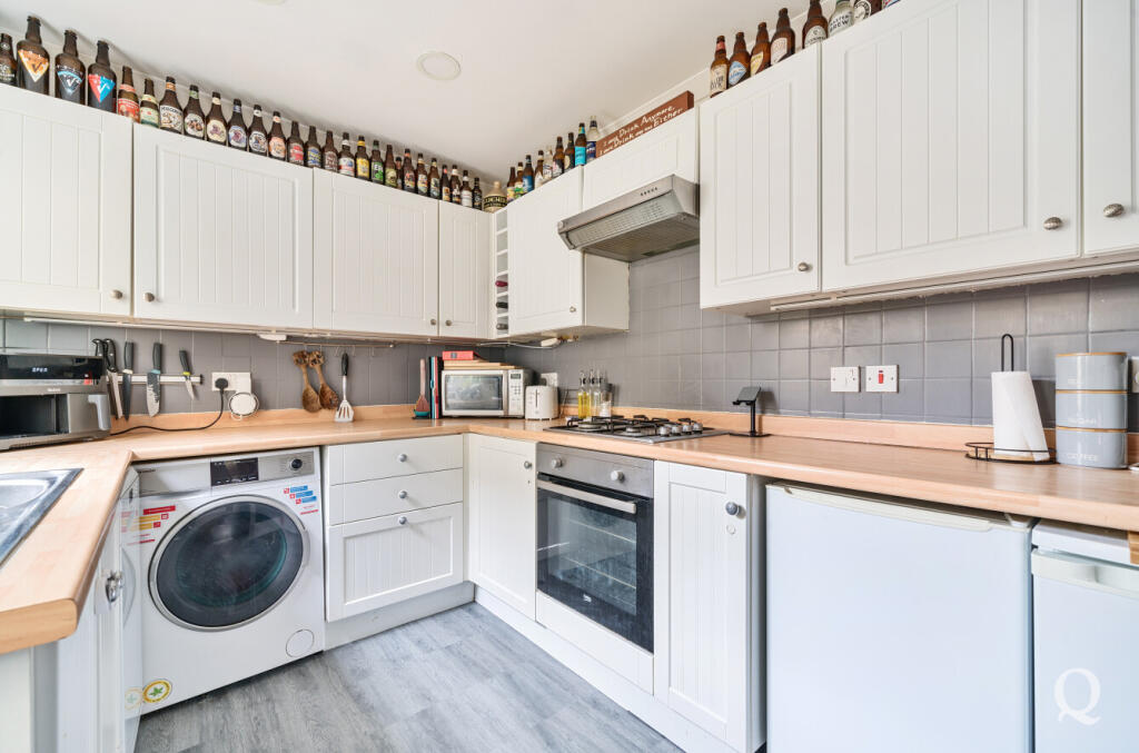 f496331d-6a4d-4ce...