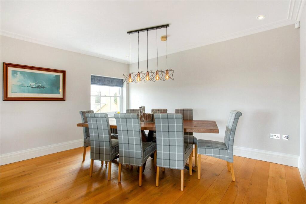 Living/Dining Room