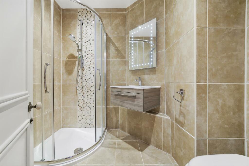 Flat 1, Highlawn Hall - BPPQdhBXACAc8G6X7OHT.jpg