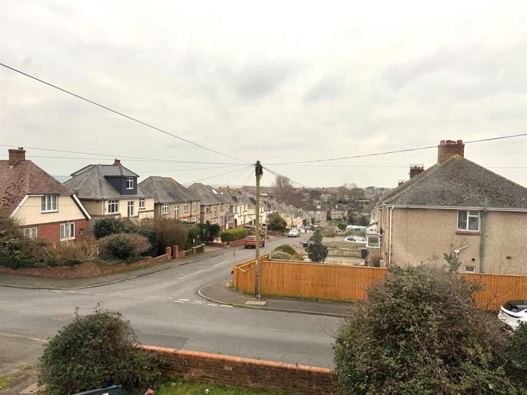 VIEW.jpg