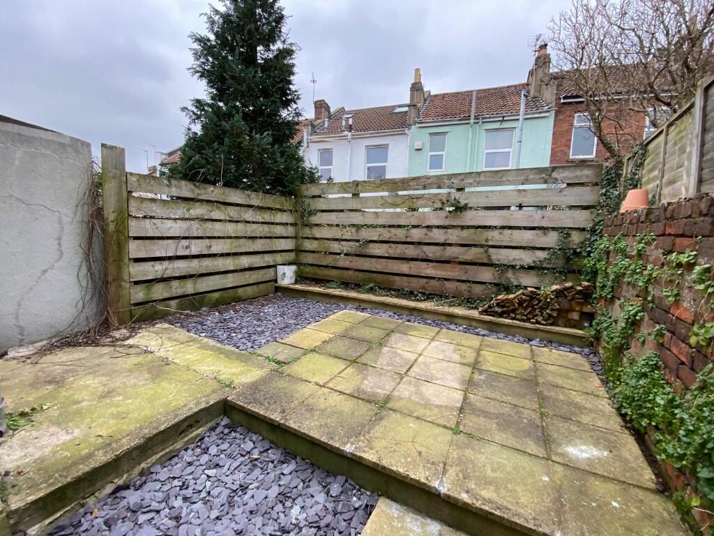 Garden to Rear