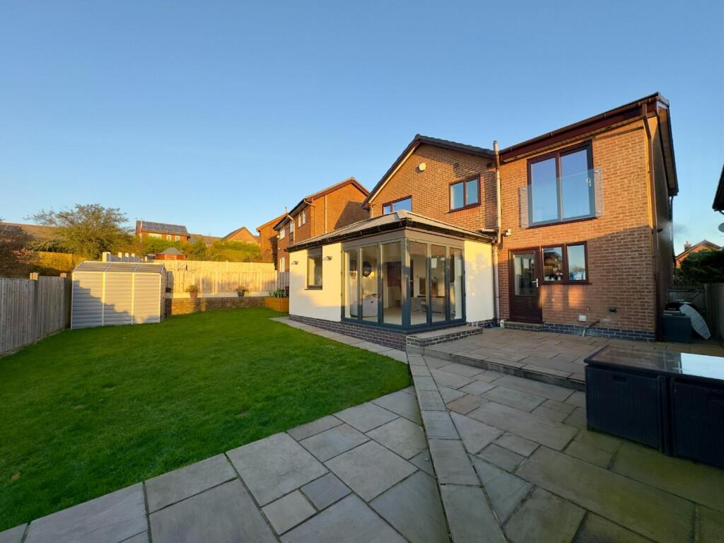 Garden 3 Photo, Clockhouse Grove, Burnley, 5 Bedro