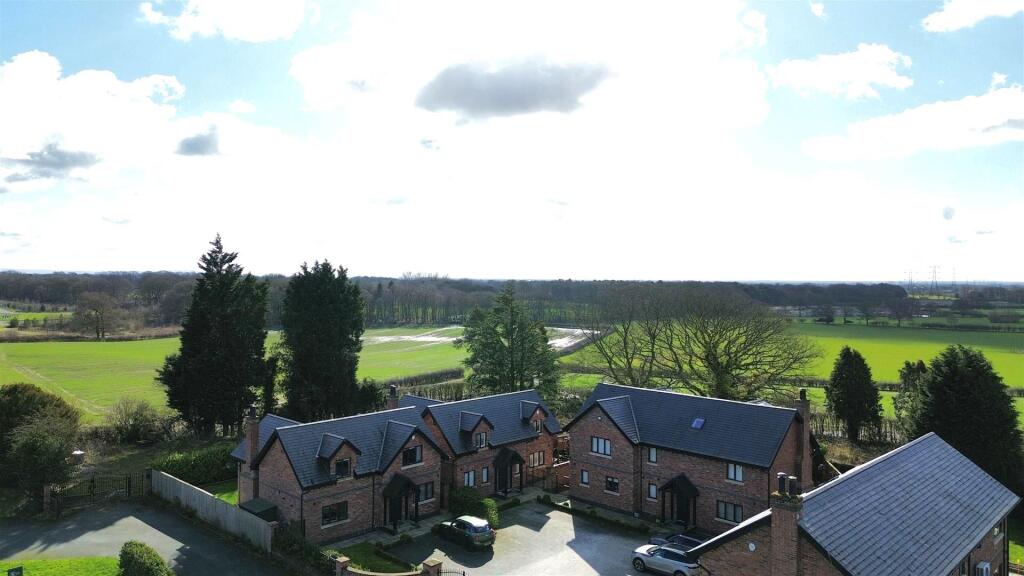 1barleyfieldsdrone2.jpg