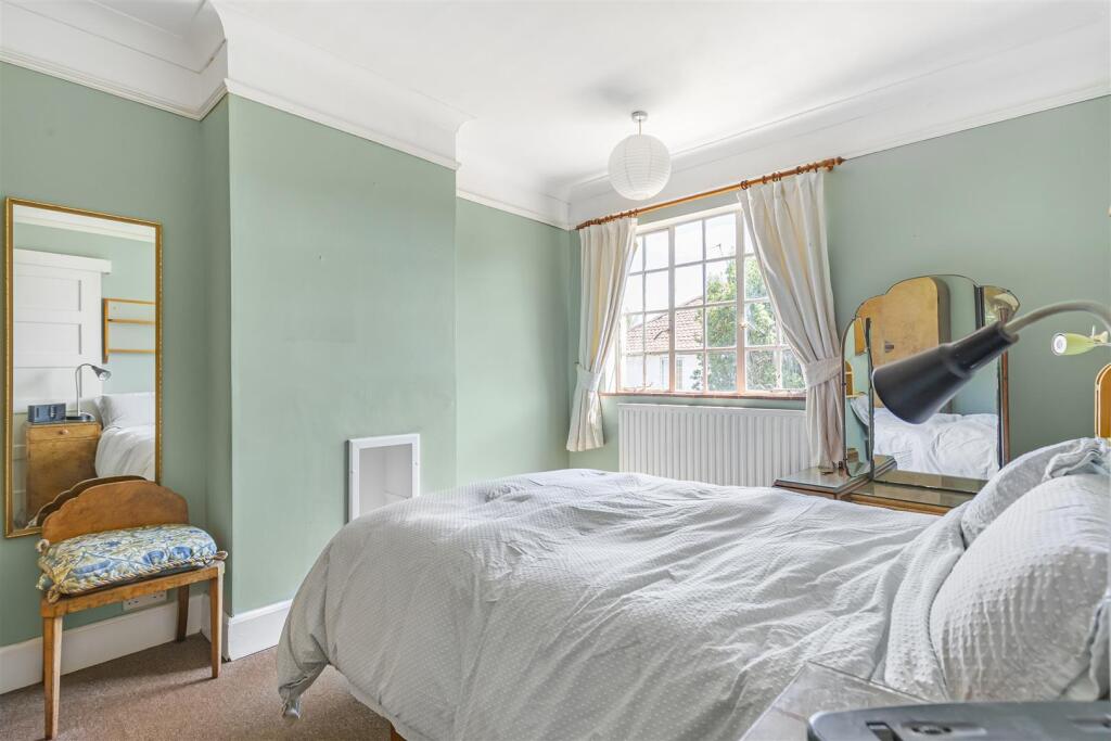 James_anderson-283_lower_richmond_road-tw9__11_.jp