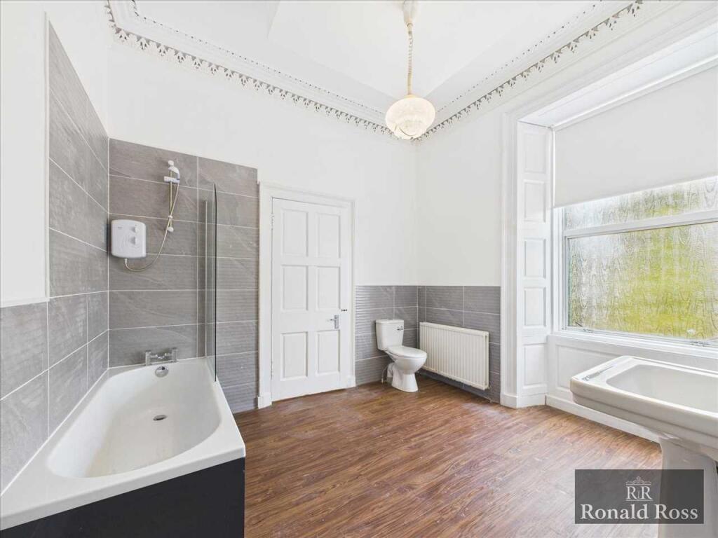Lower Apartment