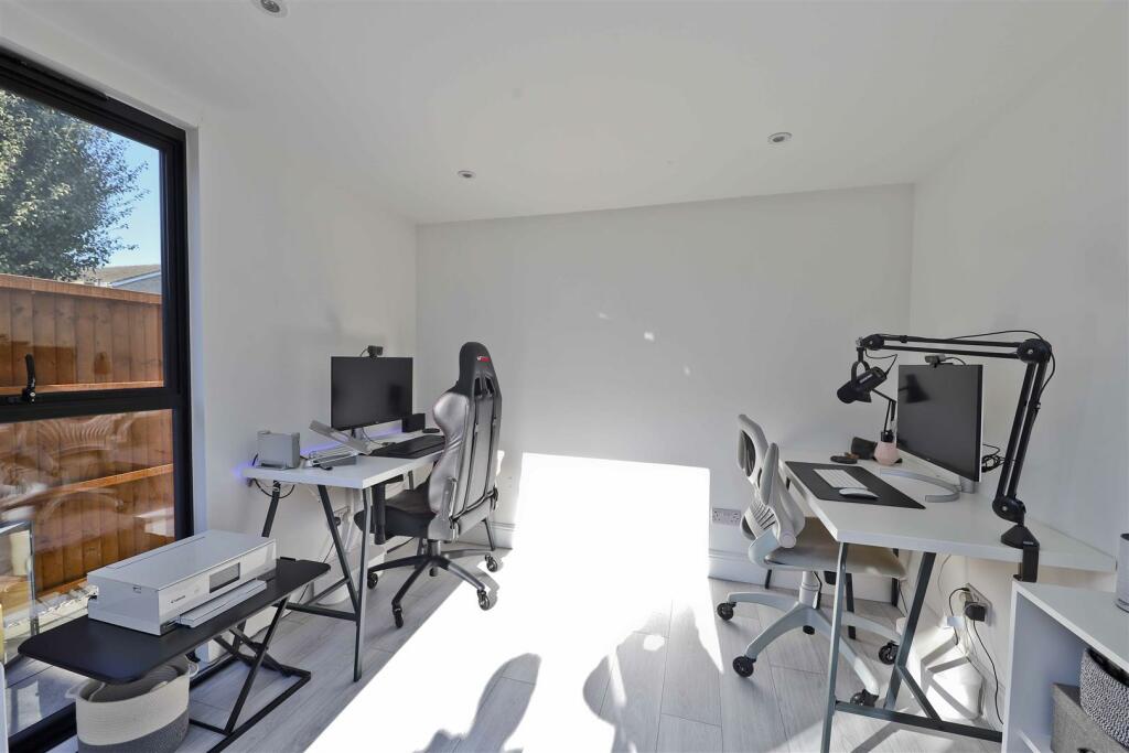 171 Ladygate Lane (10)_1.JPG