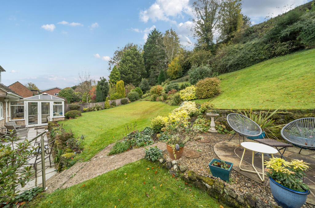 1374817-5-69034e5...