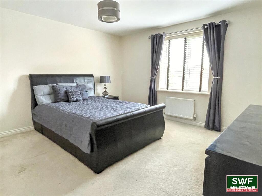 Bed2.1.jpg