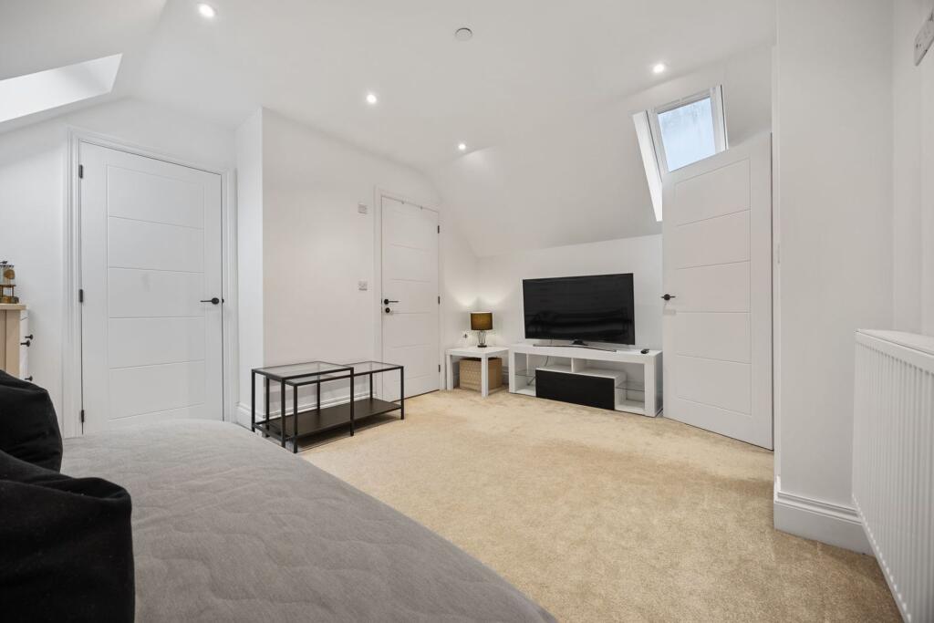 Bedroom 3 (second floor)