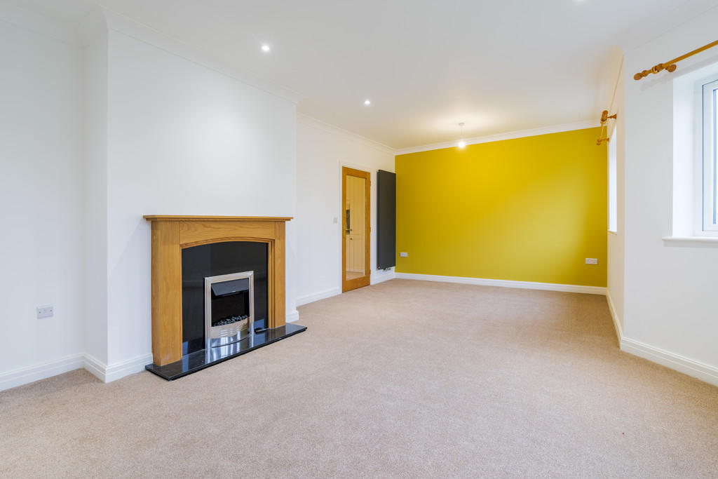 Spacious Lounge