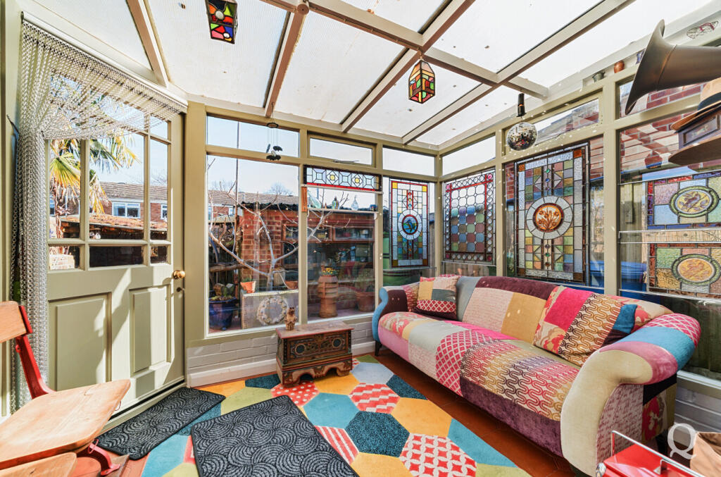 c0b2b7f7-e750-414...