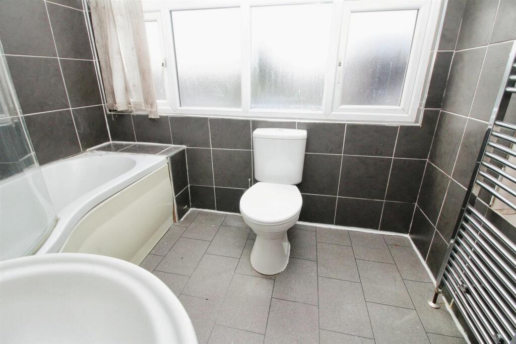 First Floor Bathroom