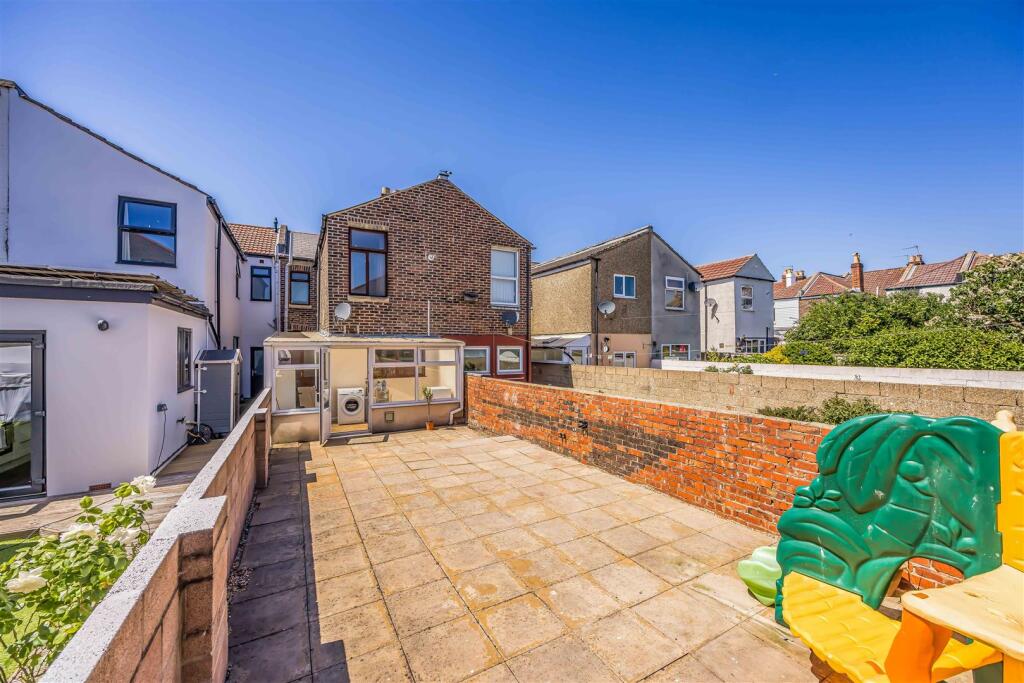 52 Whitworth Road, Fratton-Small-PorticoMarketing-