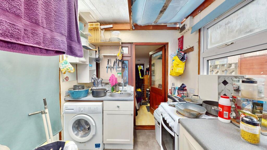 Annex Conservatory/Kitchen Area