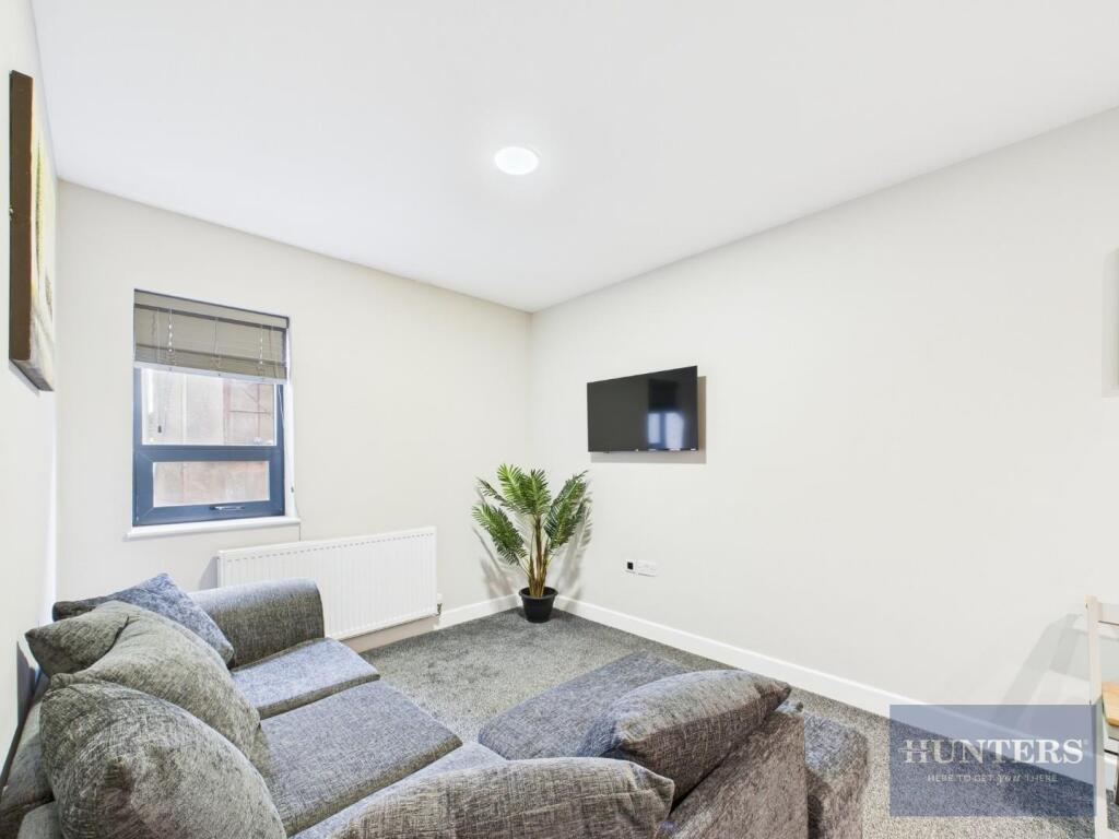 Kitchen / Living Room