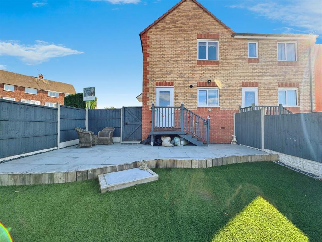 23ec4a41--49D2-9B5A-C926B6344F17-27706-00001210944