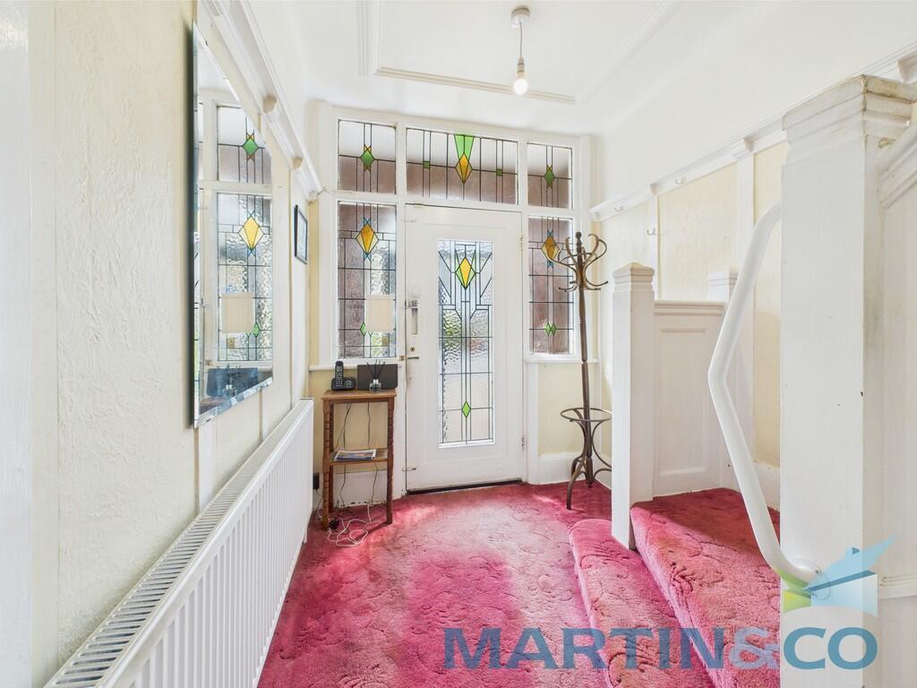 CAM01870G0-PR0163...