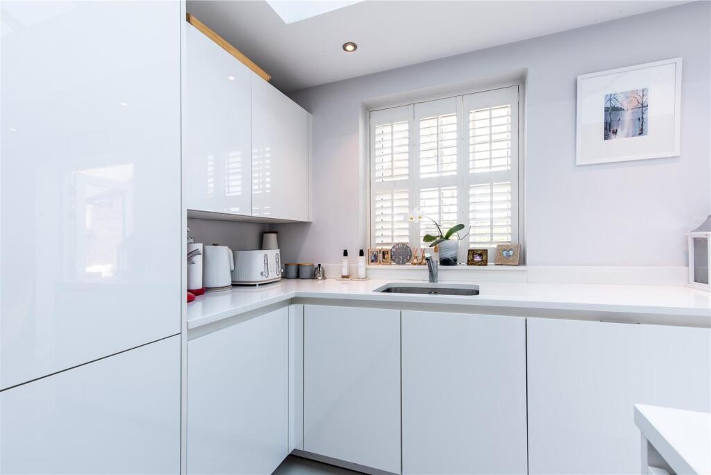 2 truman close-hi-28.jpg