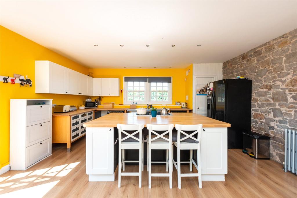 Living Kitchen