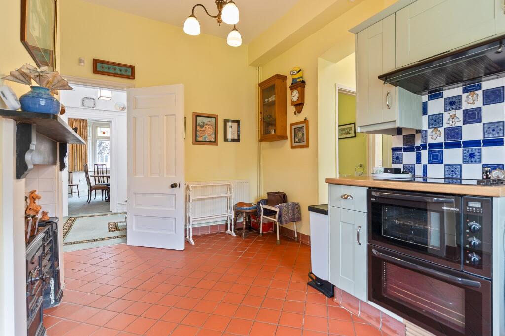 Kitchen/Utility