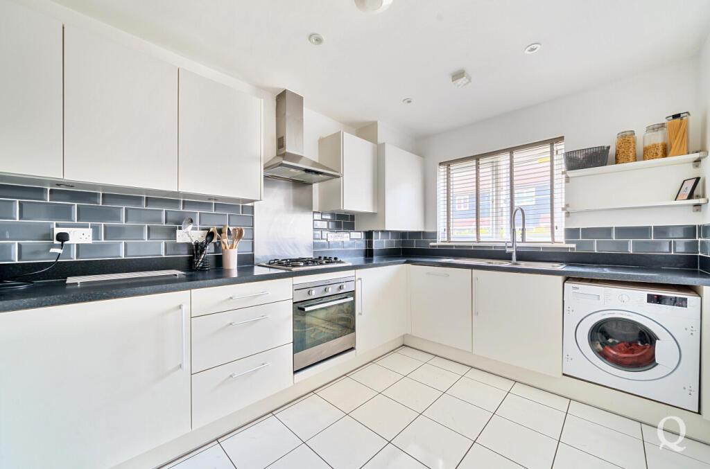 abb75528-be5f-449...