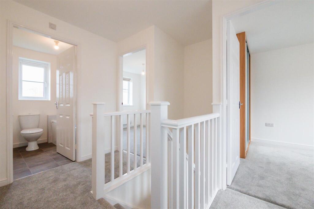 wicklow_upstairs_hall.jpg