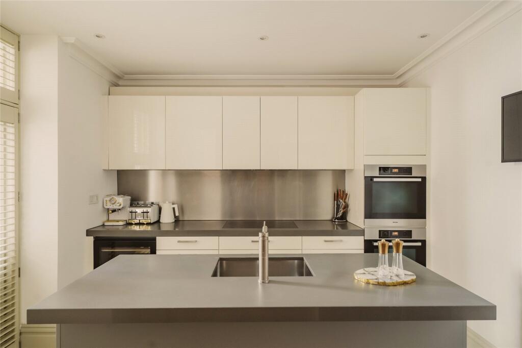 Modern Kitchen