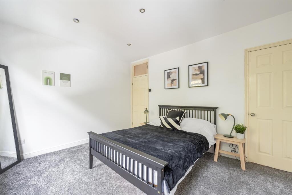 Trumpington Road, E7