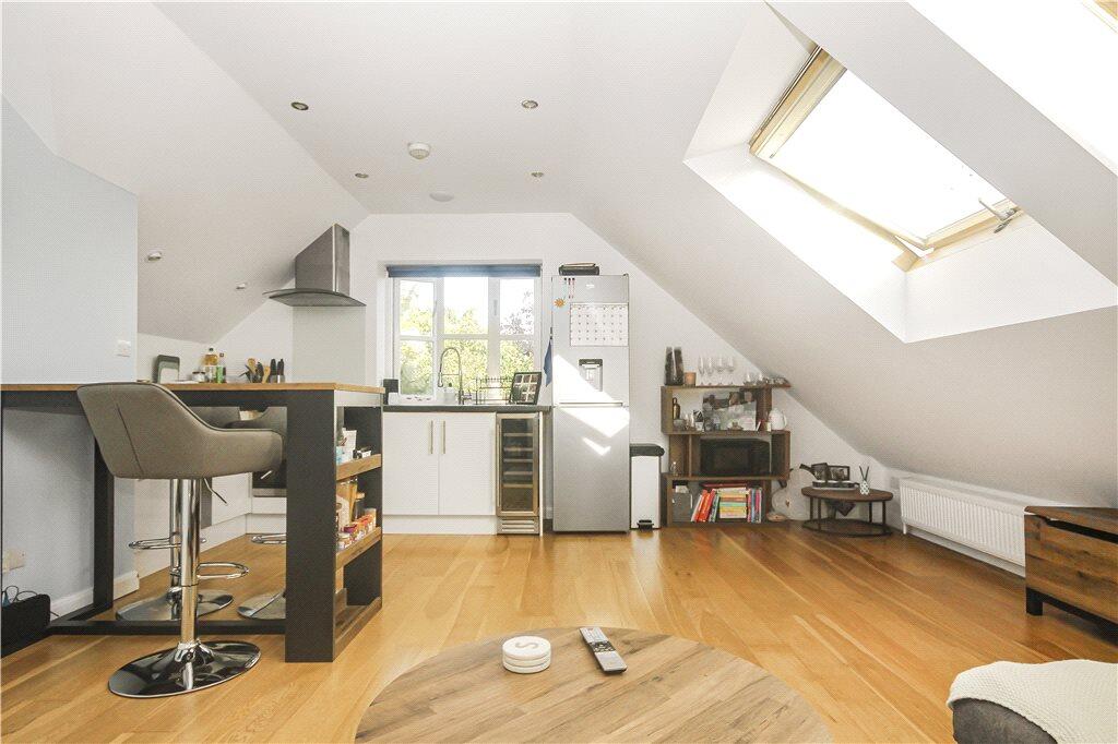 Reception/Kitchen