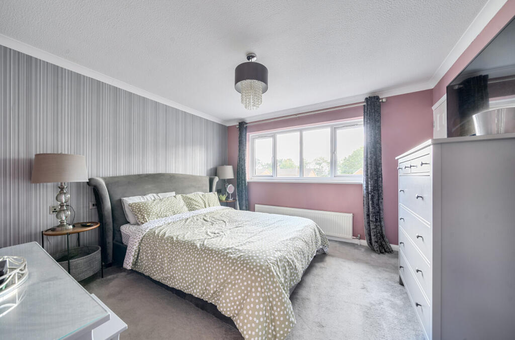 1336725-10-68b02e...