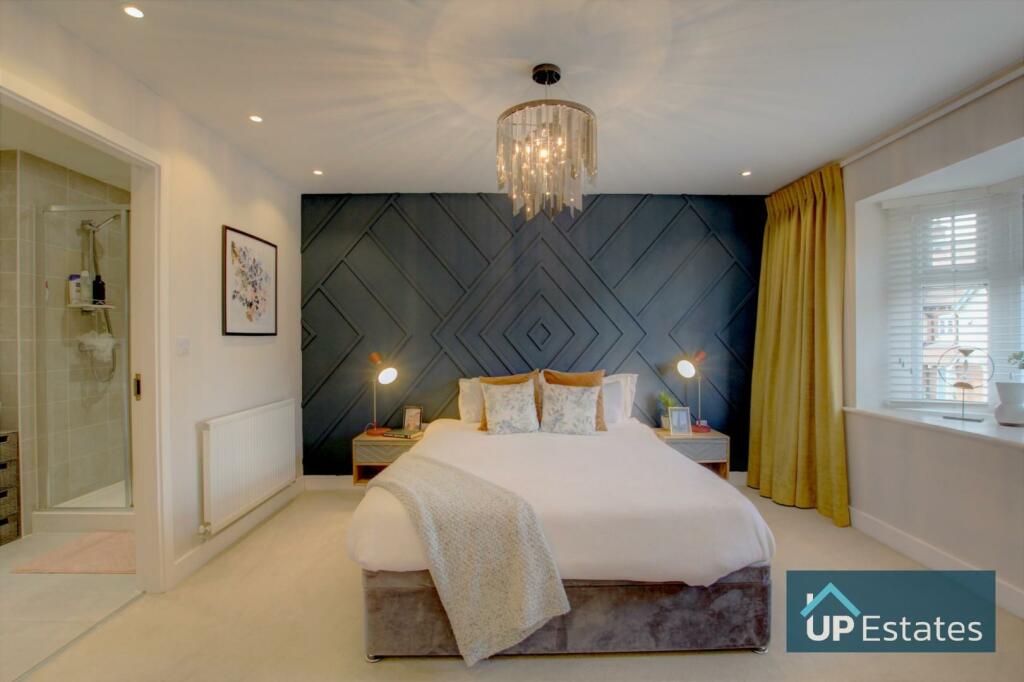 Bedroom 1.jpg